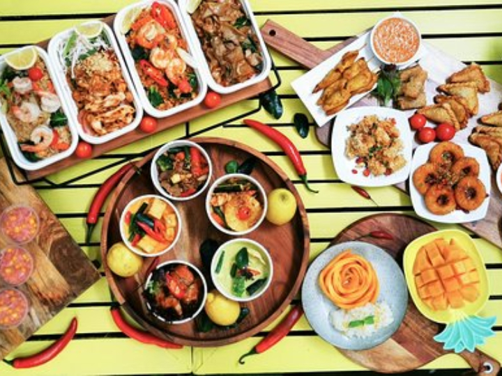 Food by Red Lemon Thai